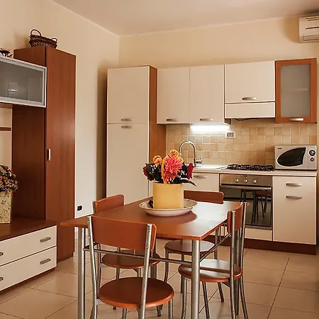 Tatil Evi Villetta Torre Dell'orso M110